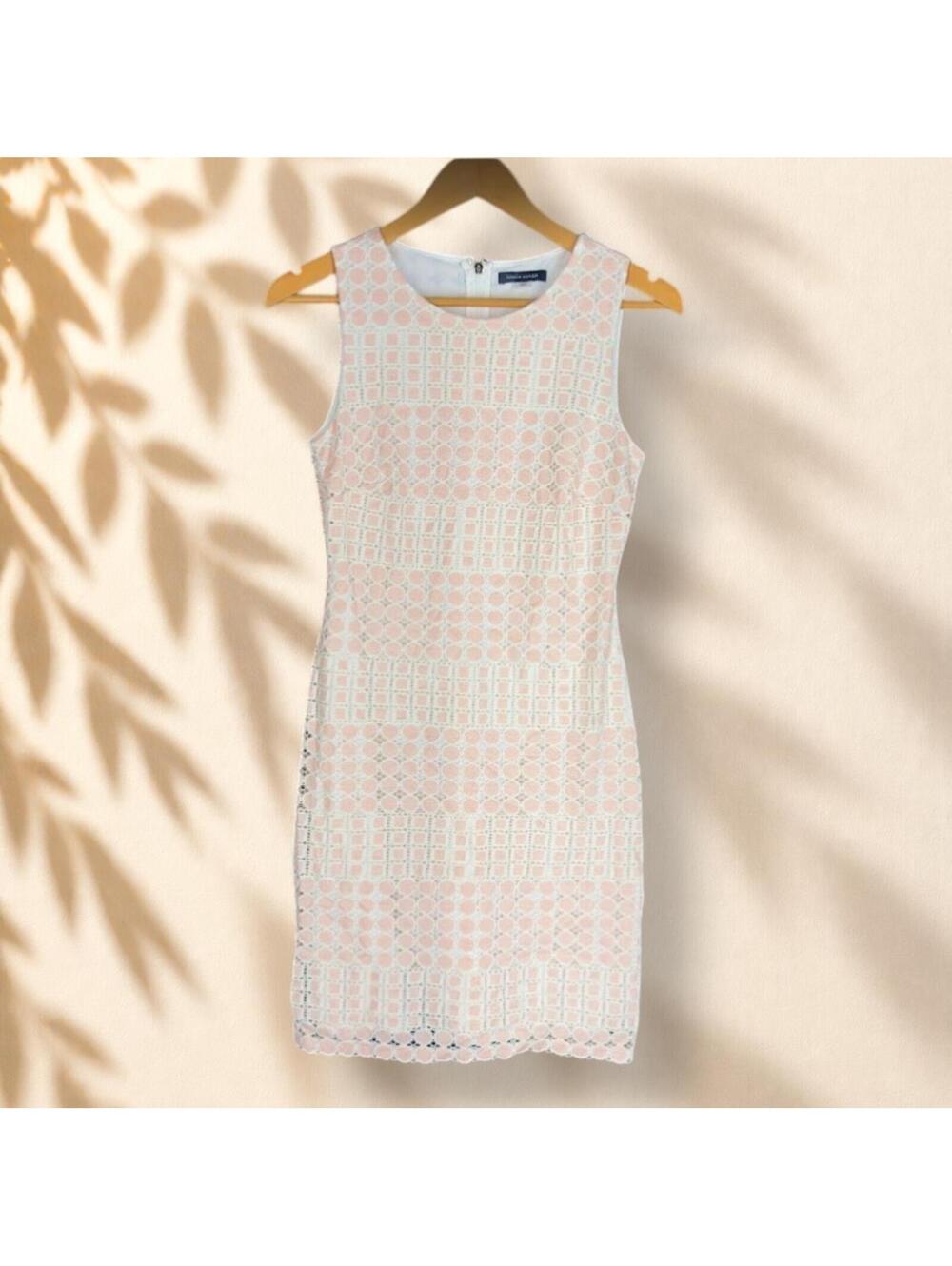 Sleeveless Pink Lace Sheath Dress